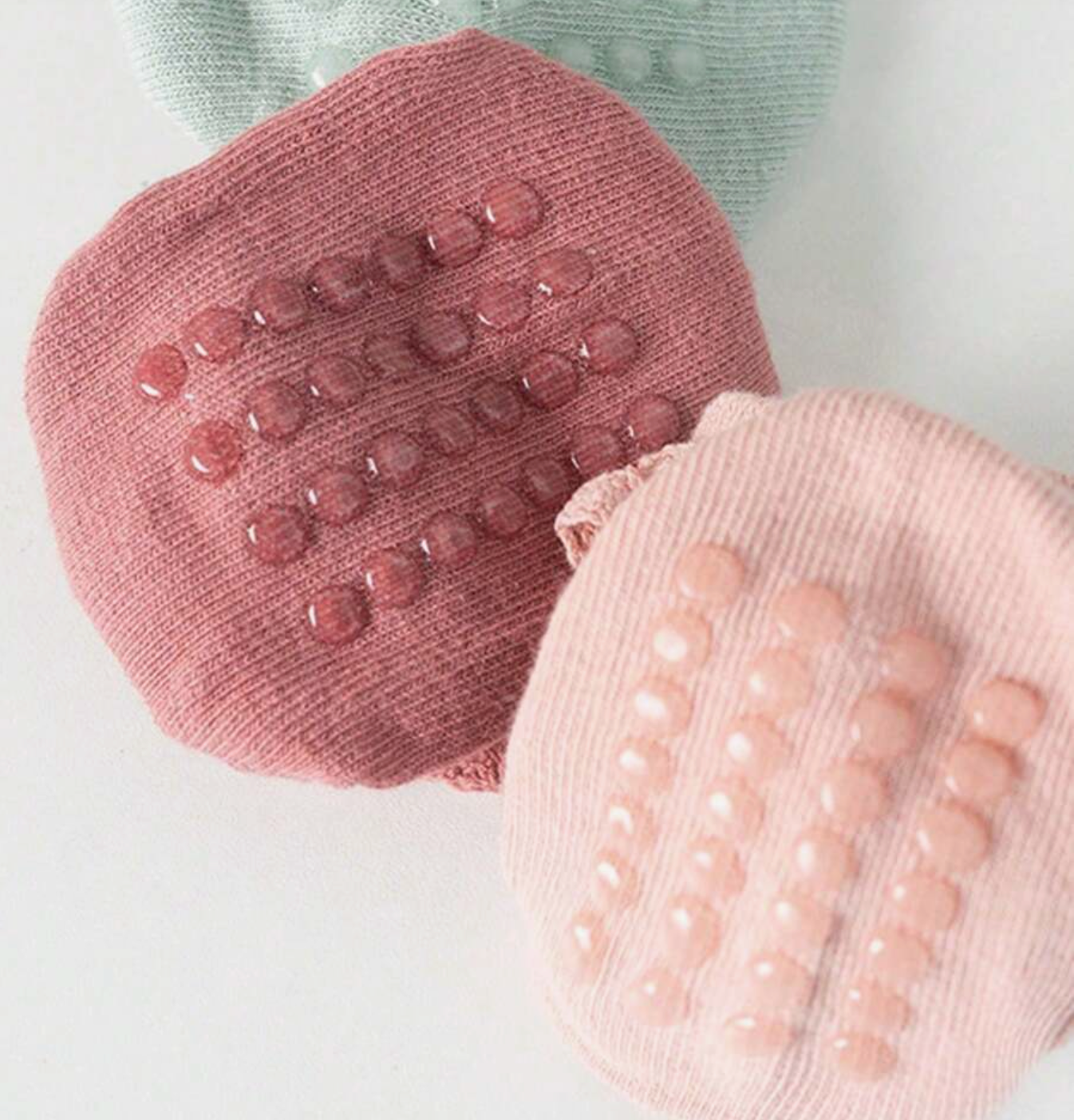 Calcetin para Niña con Olan  Talla 0-6 meses CHIKY NYNO